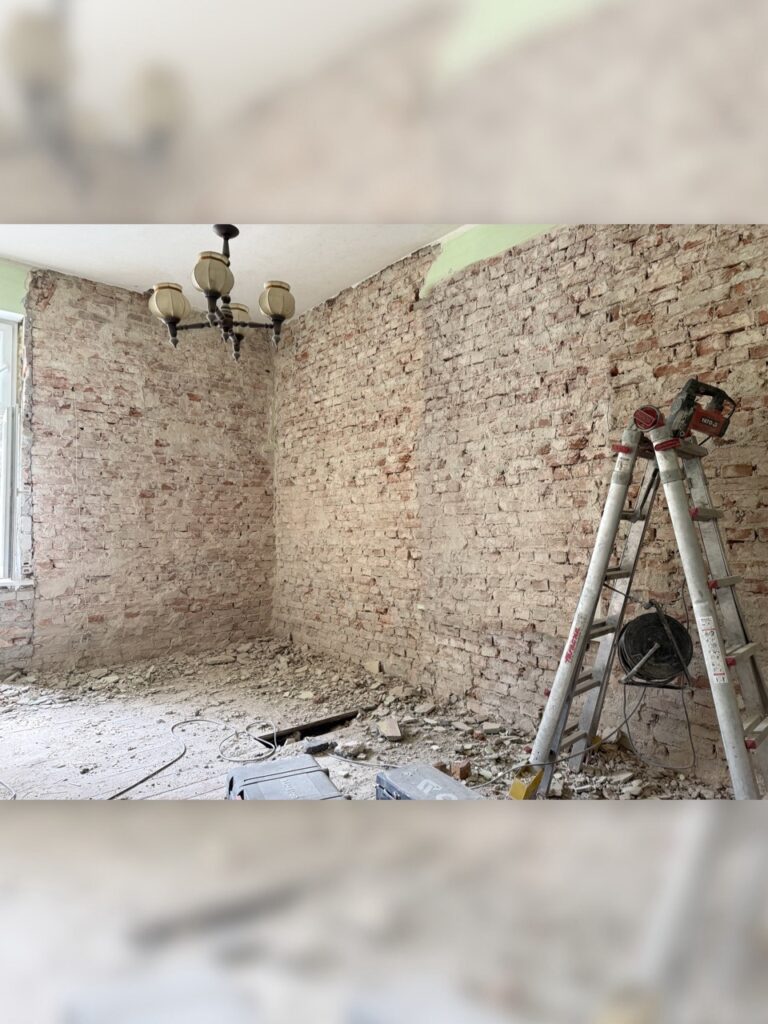 Kucie tynków kamienica pruszcz gdański